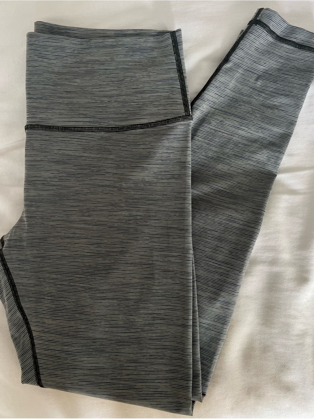 Lululemon Wunder Under High Rise Sage Green 28" Luxtreme Leggings Size 12
